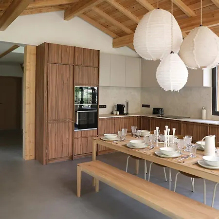 Cluque- Maisons De *