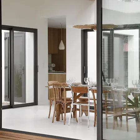 Cluque- Maisons De *