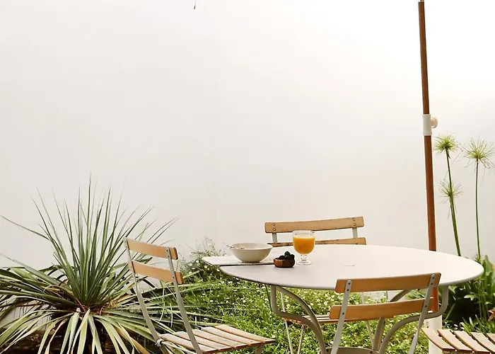 Villa Cluque- Maisons De *