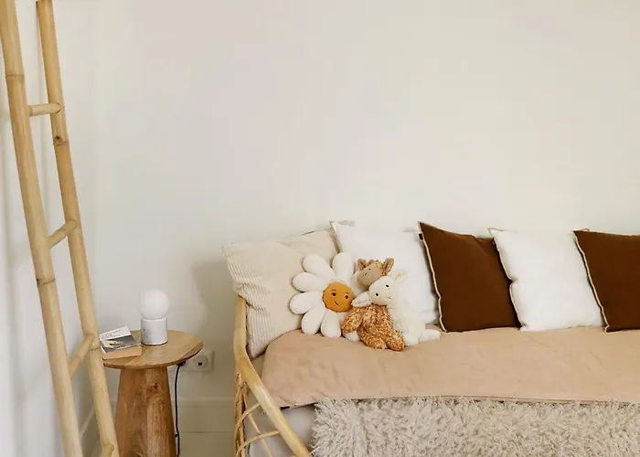 Cluque- Maisons De *